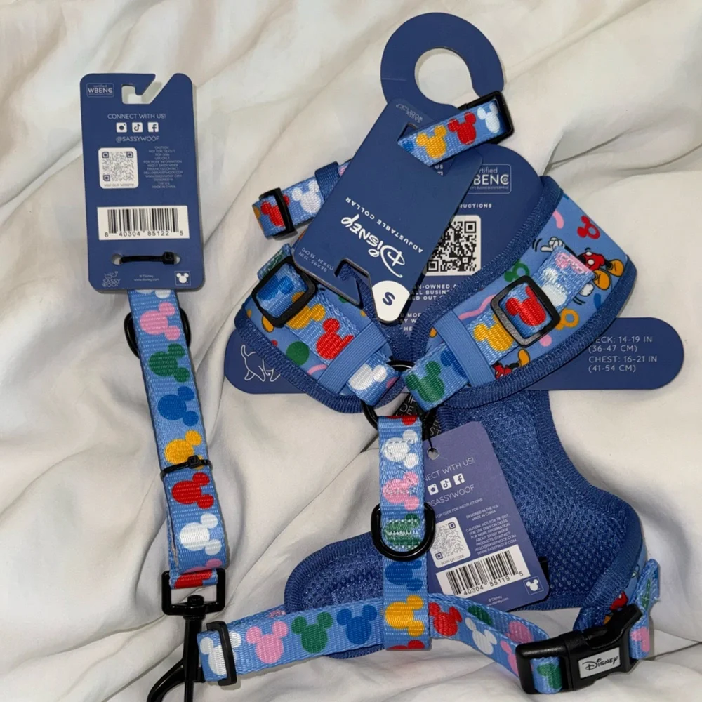 NWT✨ set Sassy Woof x Disney Mickey Confetti Party Walk Set, XS Small - Picture 3 of 13